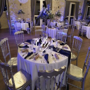 tables à l'Abbaye Lésigny